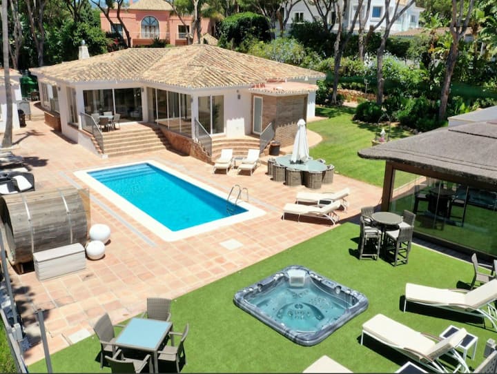 Amazing Villa in Hacienda Las Chapas Marbella